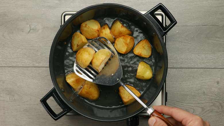 Fry potatoes in ghee till golden brown - Hyderabadi Mutton Korma recipe