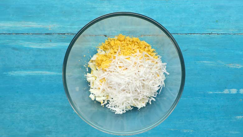 Indian Egg Salad Recipe: Indian Style Egg Salad - How to make easy