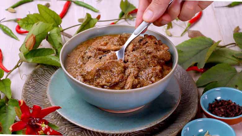 Transfer to a serving bowl and serve hot - Dum ka Murgh Hyderabadi Chicken Recipe