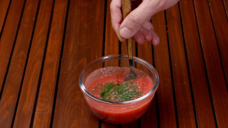 Stir through the green chutney just enough to form swirls - Momo Chutney Recipe
