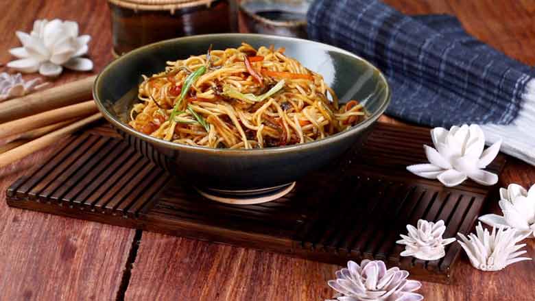  Enjoy veg hakka noodles hot - it is also perfect for picnics, dinner parties, and for children’s lunch boxes - Veg Hakka Noodles Recipe