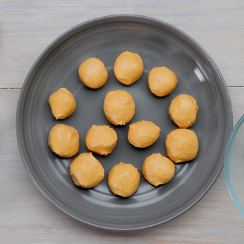 Besan Ladoo Recipe