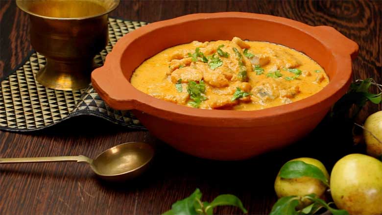 The coastal regions of India have a rich repertoire of mouth-watering seafood dishes and one of the most popular fish curry recipes is this easy pomfret curry from Maharashtra - Easy Pomfret Curry Recipe