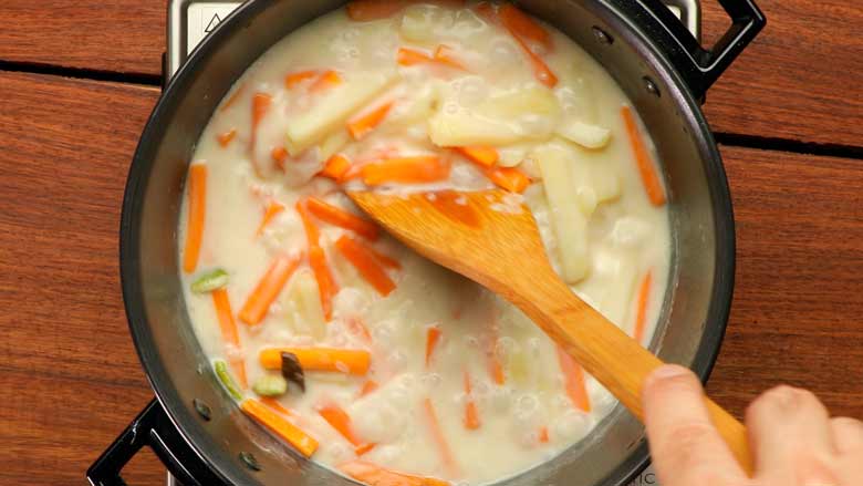 Simmer stew on low heat for 3 to 5 minutes - Vegetable Stew Recipe Kerala Style