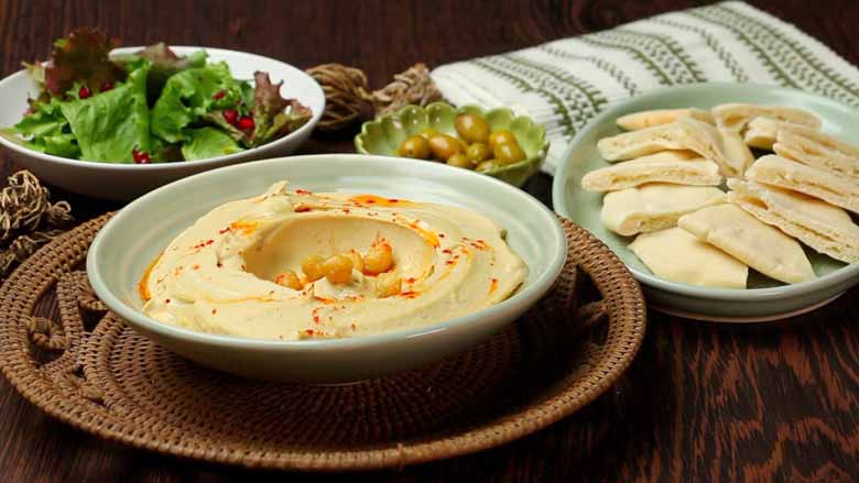 What happens when a dog eats hummus?