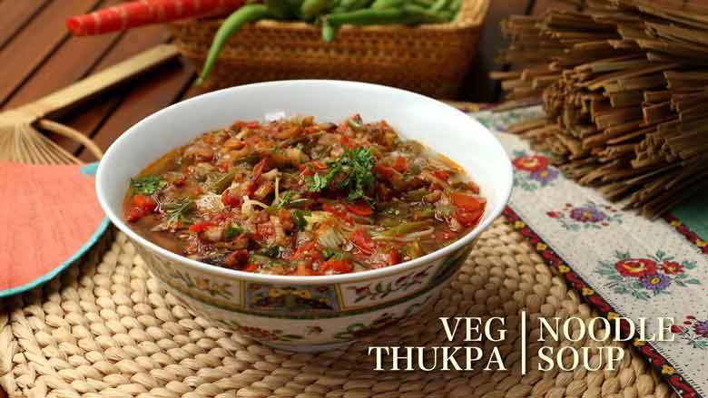Veg Soupy Noodles | Veg Thukpa Recipe | How to Make Vegetable Thukpa