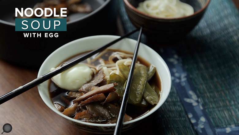 Noodle Soup with Egg Recipe | Cooking Easy and Tasty Noodles | Tsukimi Udon Noodle Soup