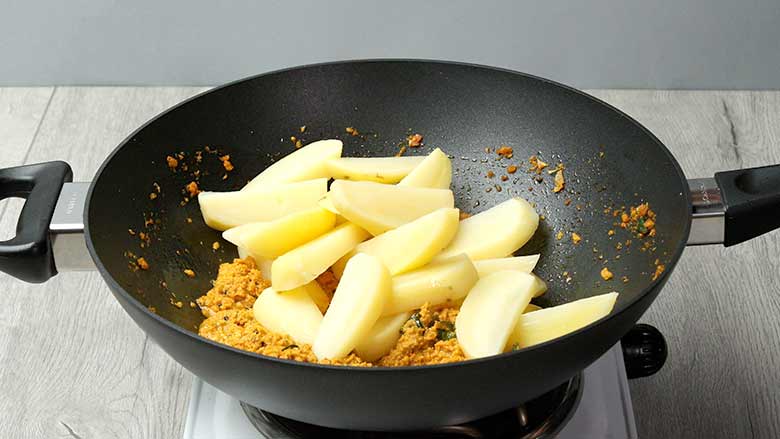 Potato Poriyal Recipe